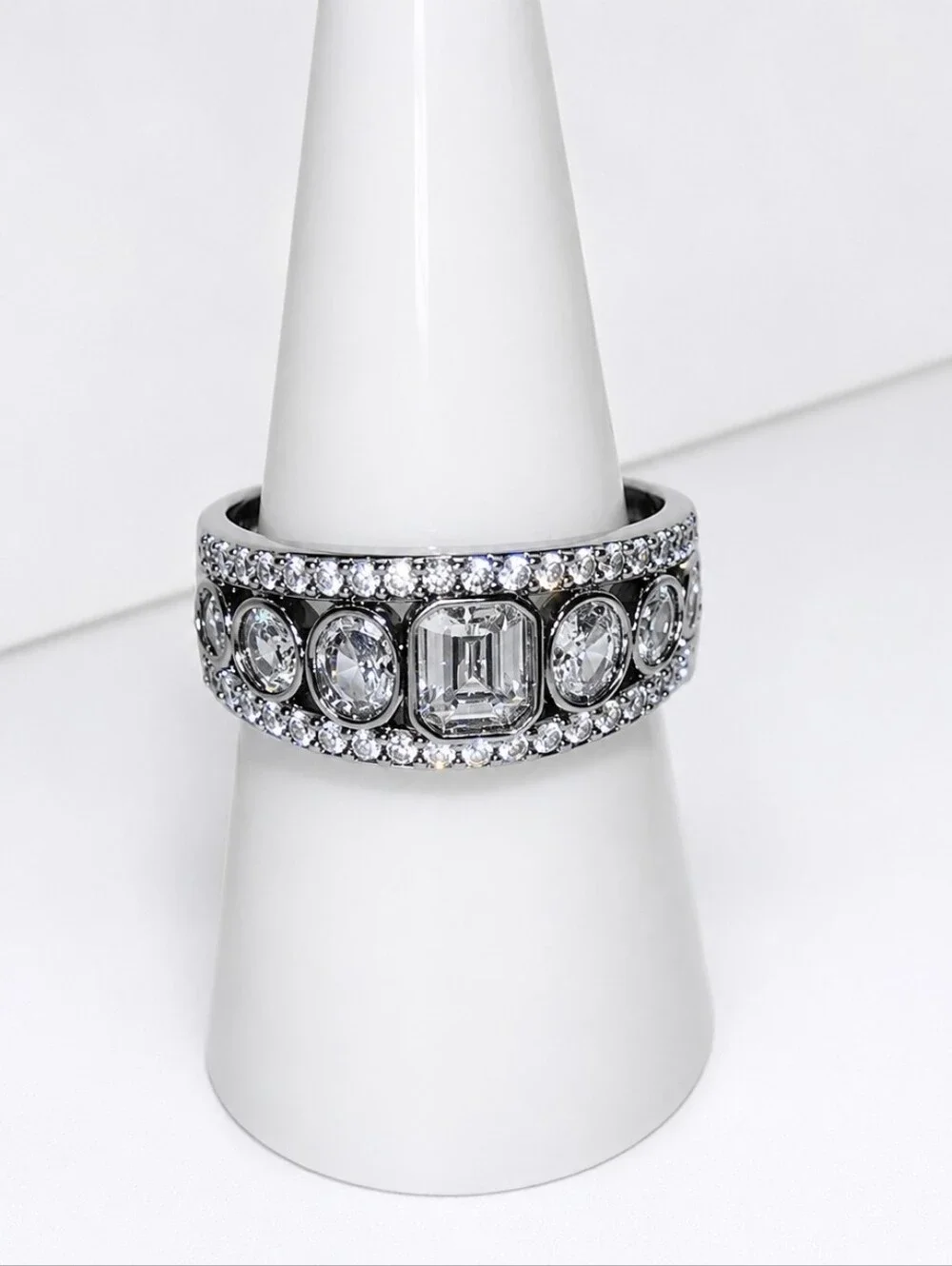Bomb Party “The Eden” Ring – Size 7 – NWT Hematite Plating